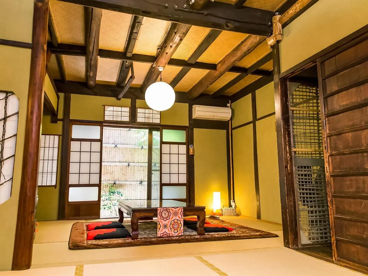 Villa Naokonoza Omiya Gojo Kyōto 0*,  Japan